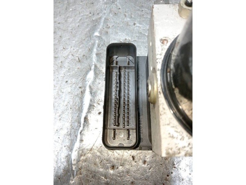 Recambio de abs para volvo v50 familiar 2.0 d kinetic referencia OEM IAM 1009600423 30736589A 4N512C405EC