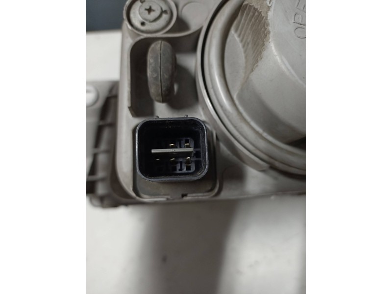 Recambio de faro derecho para daewoo nubira berlina 1.6 cat referencia OEM IAM   