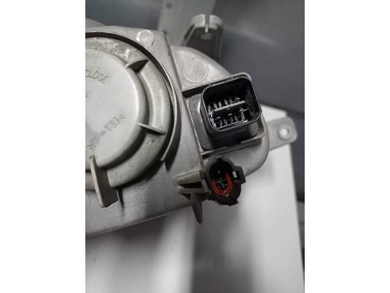 Recambio de faro izquierdo para daewoo leganza 2.0 cat referencia OEM IAM   