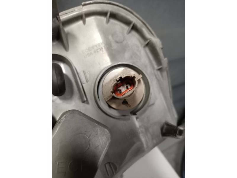 Recambio de faro derecho para chevrolet tacuma 1.6 cat referencia OEM IAM   