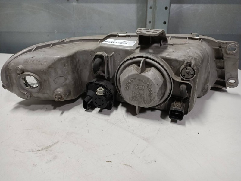 Recambio de faro izquierdo para daewoo nubira berlina 2.0 cat referencia OEM IAM   