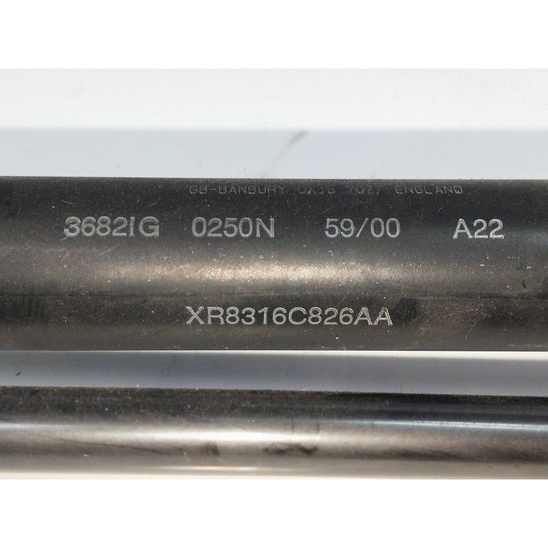 Recambio de amortiguadores capo para jaguar s-type 3.0 v6 24v cat referencia OEM IAM XR8316C826AA  