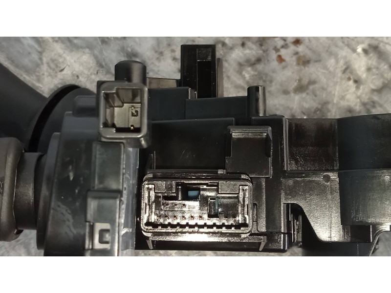 Recambio de mando luces para lexus nx 300h 4wd referencia OEM IAM   