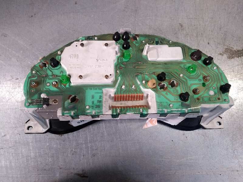 Recambio de cuadro instrumentos para opel corsa b 1.0 12v cat (x 10 xe / lw3) referencia OEM IAM 110008868005 09113239MP 