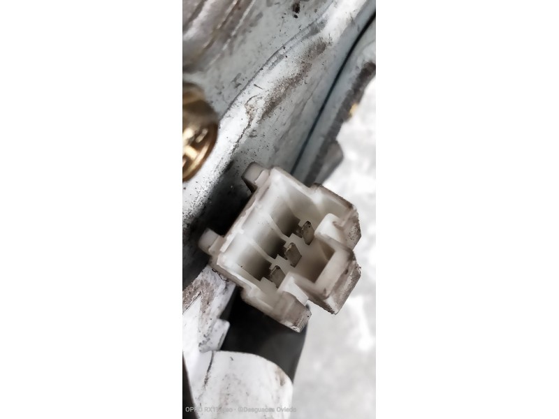 Recambio de motor limpia trasero para ssangyong korando 2.9 tdi referencia OEM IAM 8615005010  