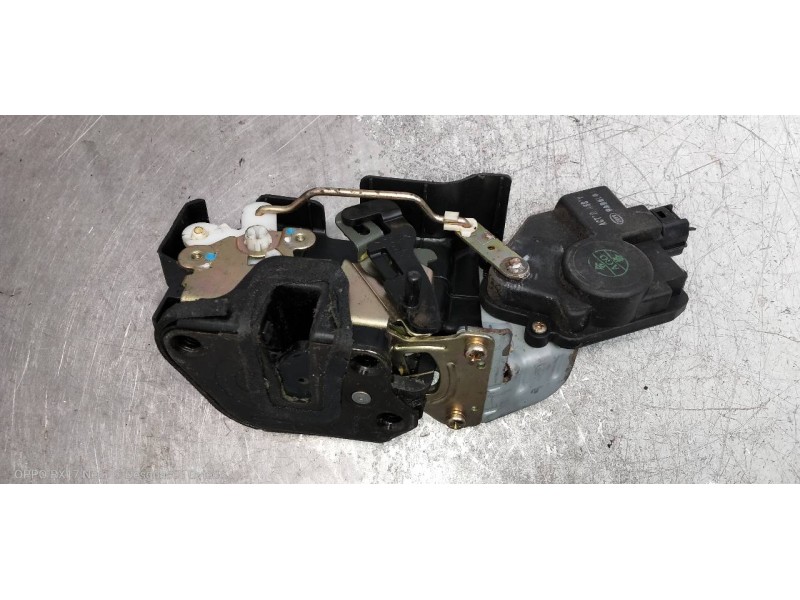 Recambio de motor cierre centralizado trasero izquierdo para hyundai santa fe (sm) 2.0 crdi vgt comfort referencia OEM IAM   