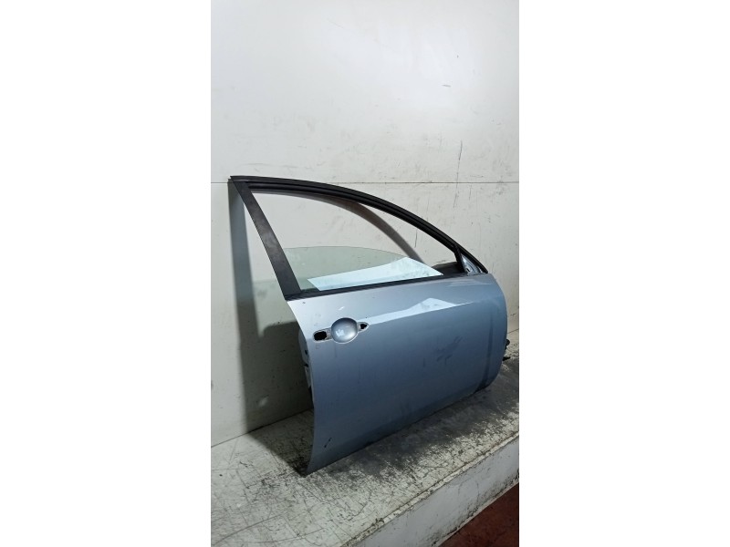 Recambio de puerta delantera derecha para nissan primera berlina (p12) acenta referencia OEM IAM   5P
