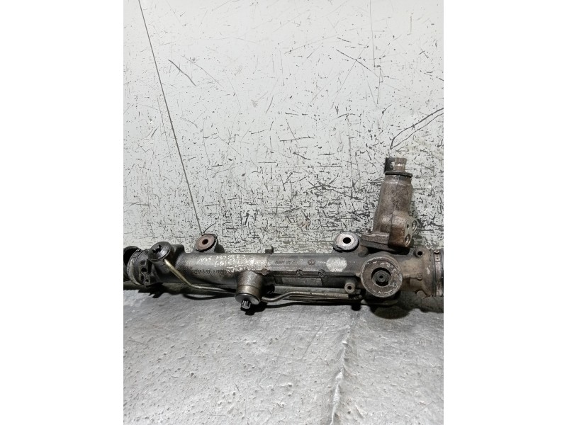 Recambio de cremallera direccion para mercedes clase c (w203) berlina 2.2 cdi cat referencia OEM IAM R20311011007 A20311051001 