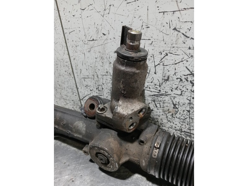 Recambio de cremallera direccion para mercedes clase c (w203) berlina 2.2 cdi cat referencia OEM IAM R20311011007 A20311051001 