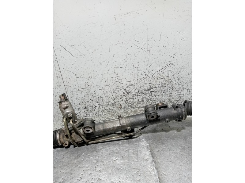 Recambio de cremallera direccion para mercedes clase c (w203) berlina 2.2 cdi cat referencia OEM IAM R20311011007 A20311051001 