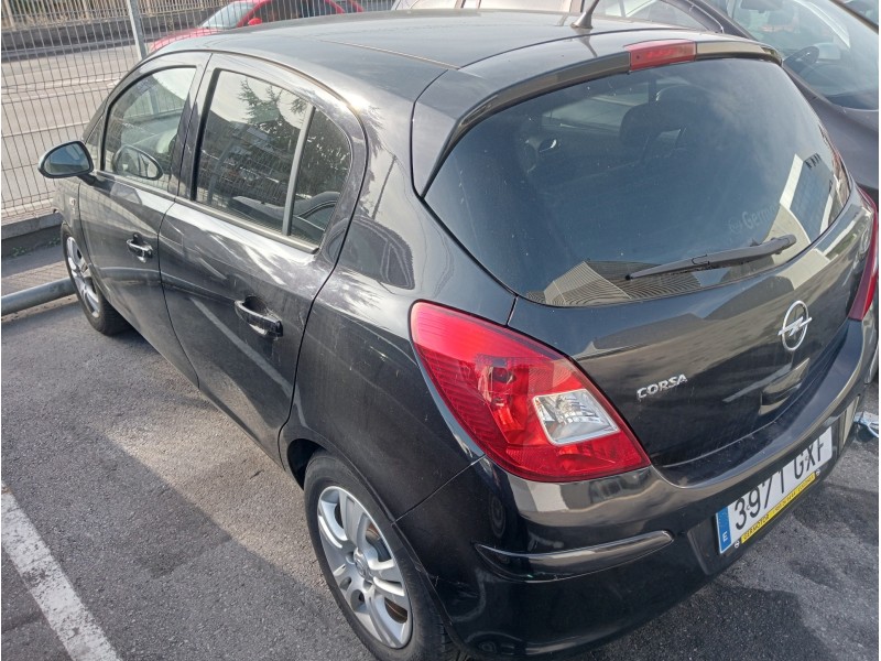 opel corsa d del año 2010