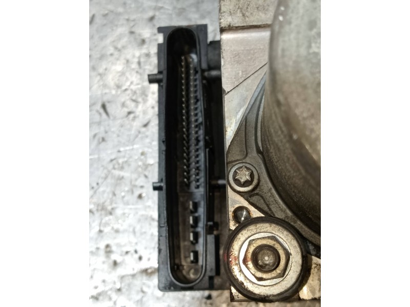 Recambio de abs para toyota corolla verso (r1) 2.2 turbodiesel cat referencia OEM IAM 0265234222 44500F020 