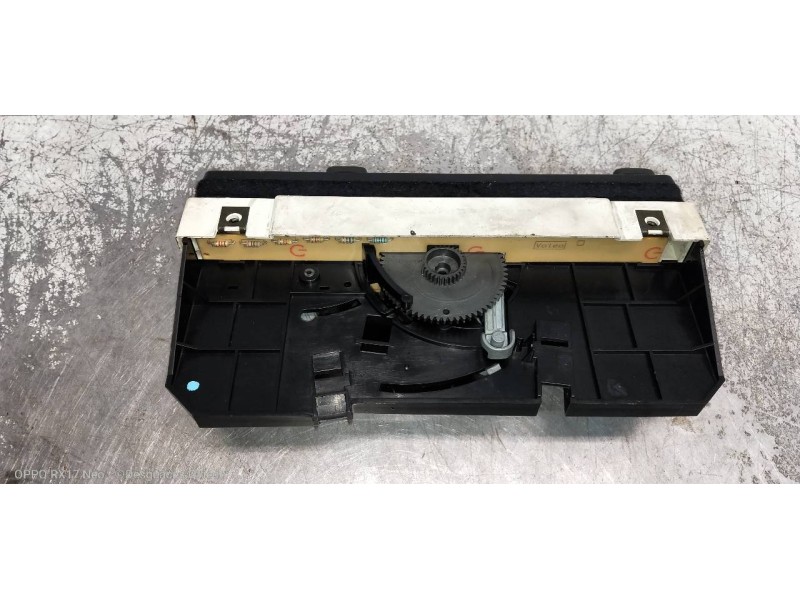 Recambio de mando calefaccion / aire acondicionado para peugeot 405 berlina embassy referencia OEM IAM   