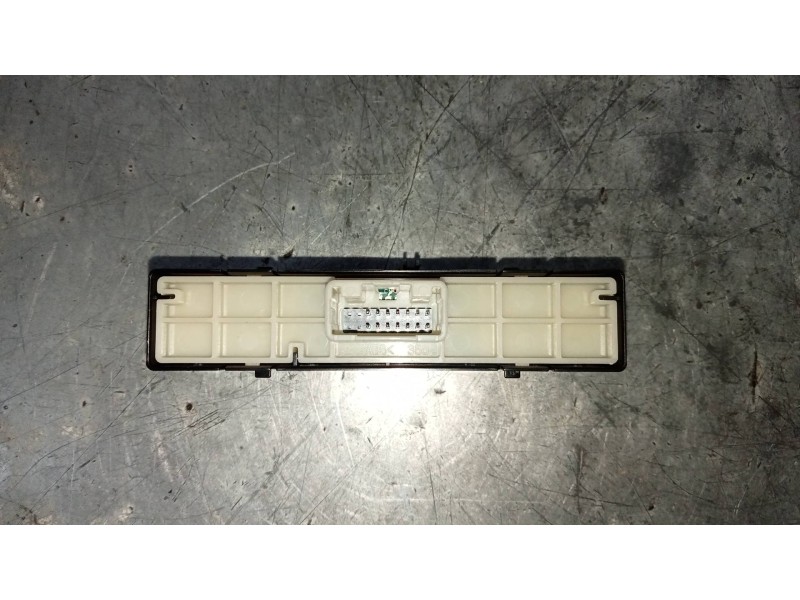 Recambio de mando multifuncion para lexus nx 300h 4wd referencia OEM IAM 3610J90 75P356 