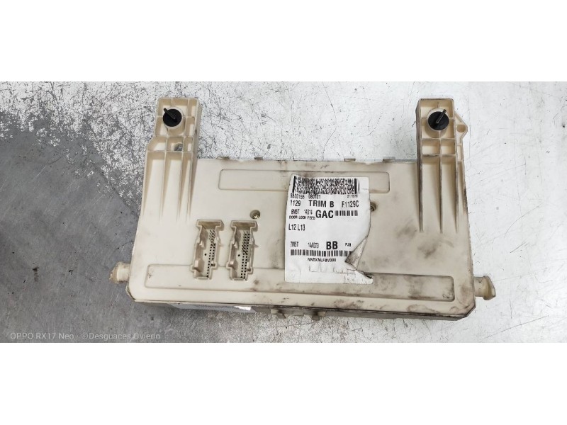 Recambio de caja reles / fusibles para ford focus lim. (cb4) trend referencia OEM IAM 8M5T14014GAC 7M5T14A073BB 