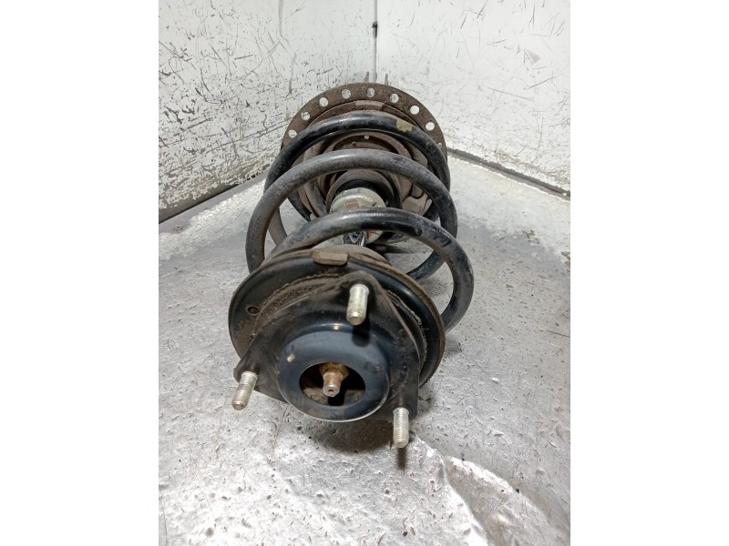 Recambio de amortiguador delantero izquierdo para mitsubishi outlander (gf0) motion 4wd referencia OEM IAM 4060A561  