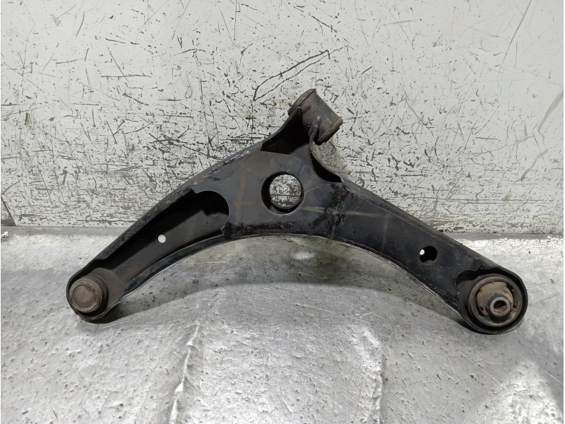 Recambio de brazo suspension inferior delantero derecho para mitsubishi outlander (gf0) motion 4wd referencia OEM IAM   