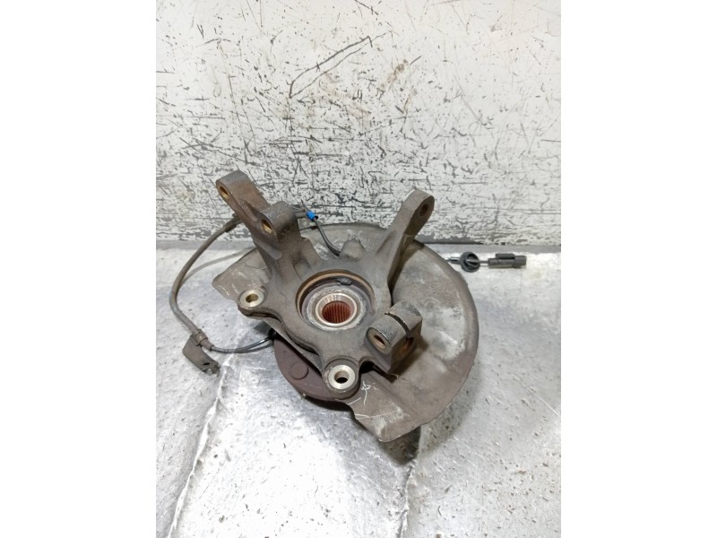 Recambio de mangueta delantera derecha para mitsubishi outlander (gf0) motion 4wd referencia OEM IAM   