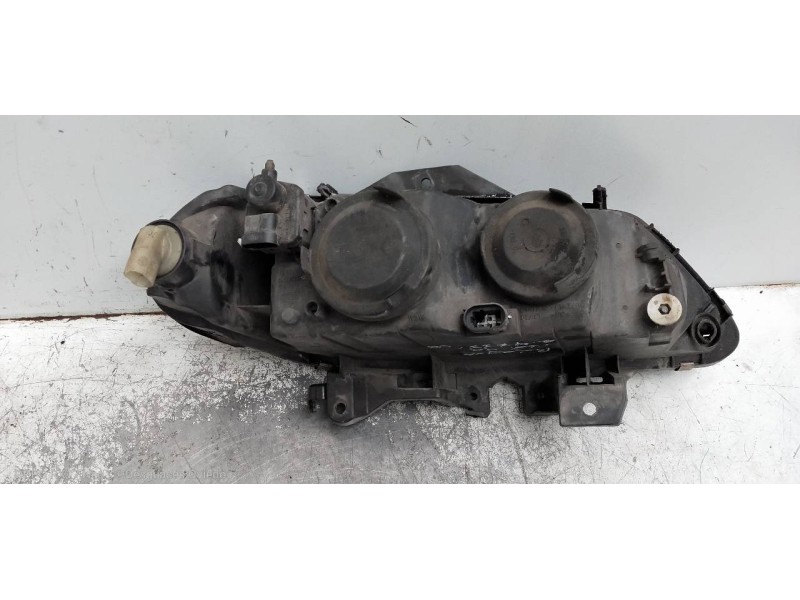 Recambio de faro izquierdo para renault laguna (b56) 1.9 dti rt referencia OEM IAM 7700420128  