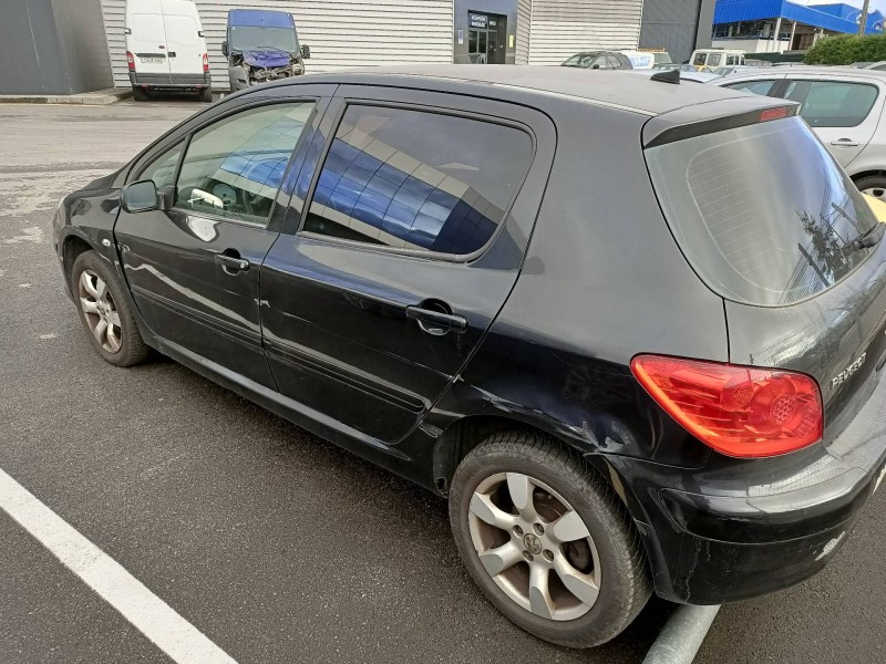 peugeot 307 berlina (s2) del año 2006