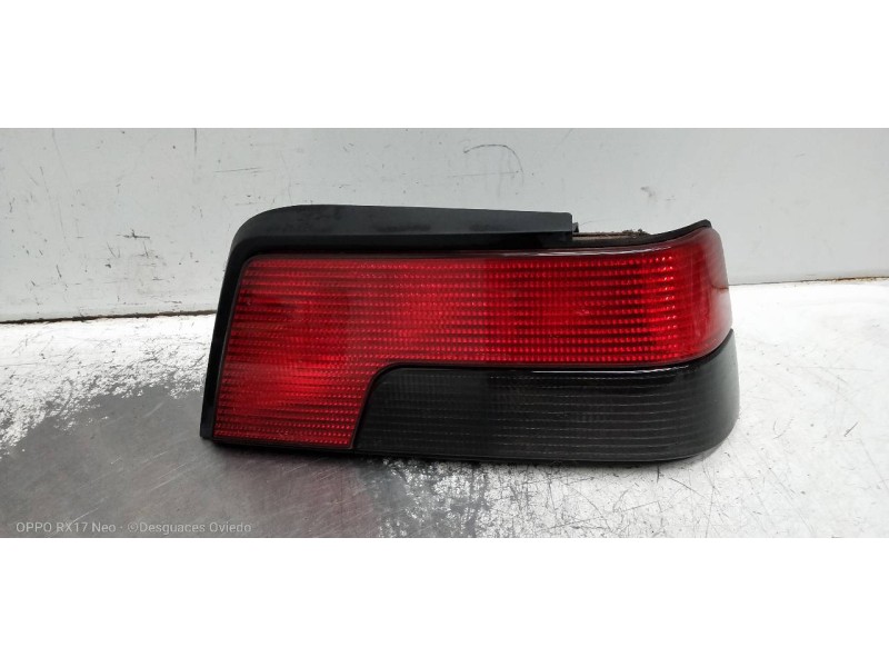 Recambio de piloto trasero derecho para peugeot 405 berlina embassy referencia OEM IAM   