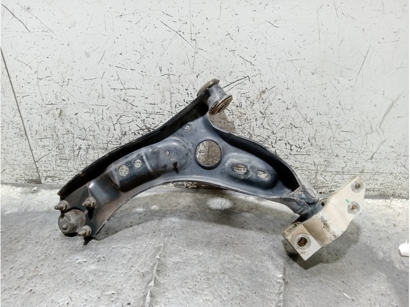 Recambio de brazo suspension inferior delantero derecho para volkswagen scirocco (137) 2.0 tdi referencia OEM IAM   