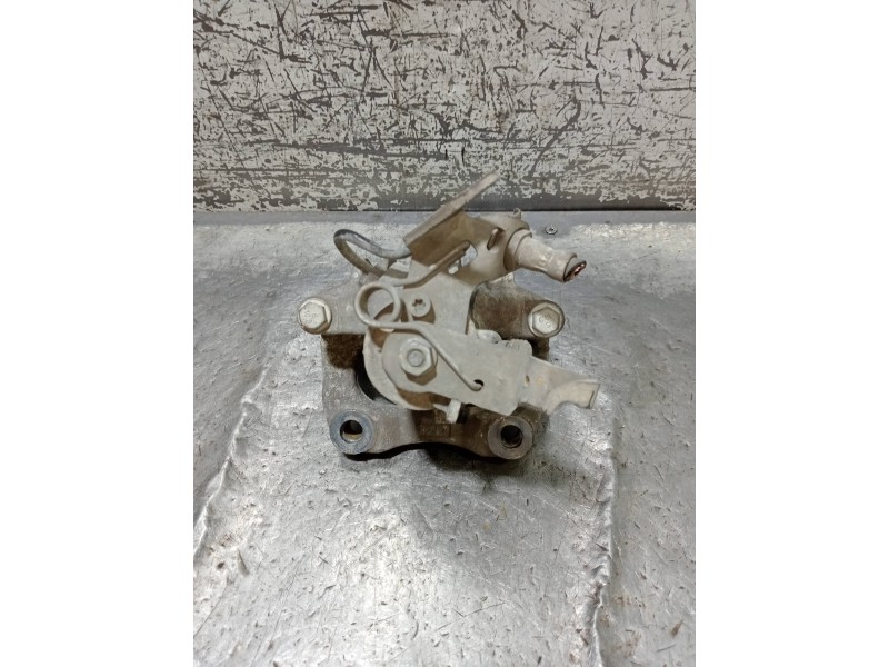 Recambio de pinza freno trasera derecha para volkswagen scirocco (137) 2.0 tdi referencia OEM IAM   