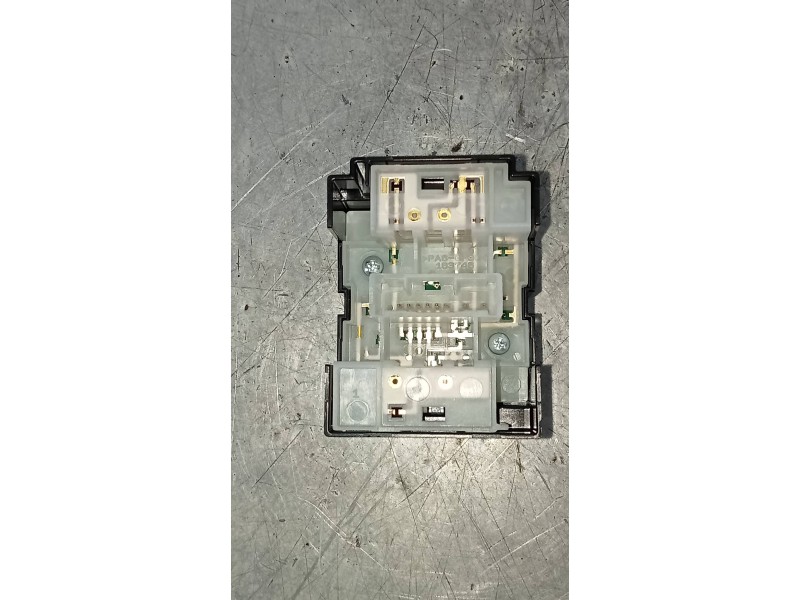 Recambio de mando multifuncion para lexus nx 300h 4wd referencia OEM IAM 7462D90  