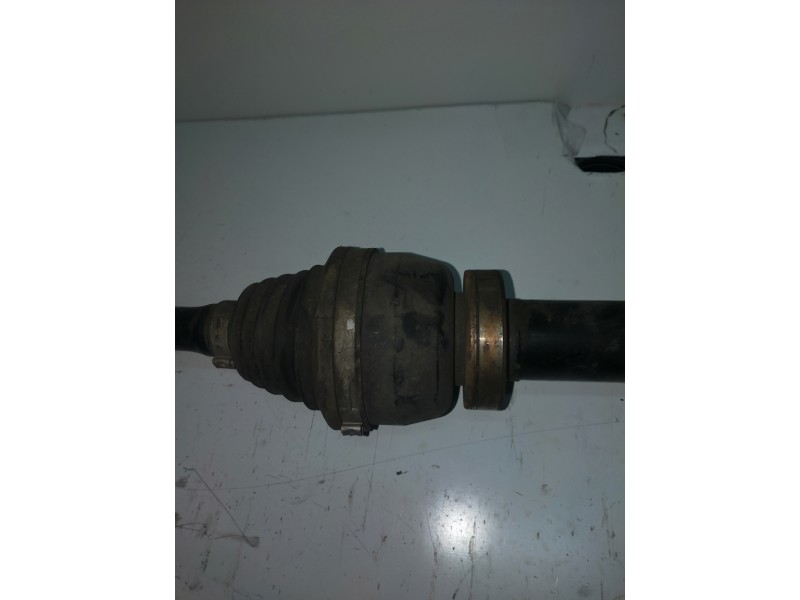 Recambio de transmision delantera derecha para volvo s80 berlina 2.4 d referencia OEM IAM P8689207  