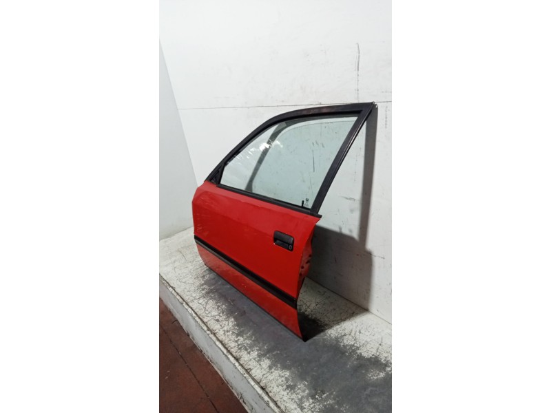 Recambio de puerta delantera izquierda para lancia delta 1.4 cat referencia OEM IAM   5P