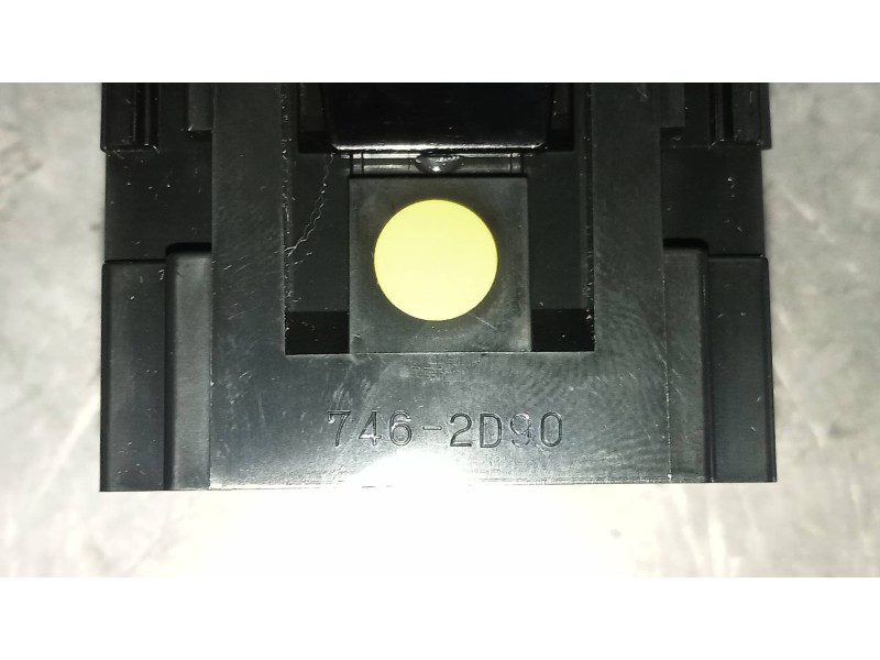 Recambio de mando multifuncion para lexus nx 300h 4wd referencia OEM IAM 7462D90  