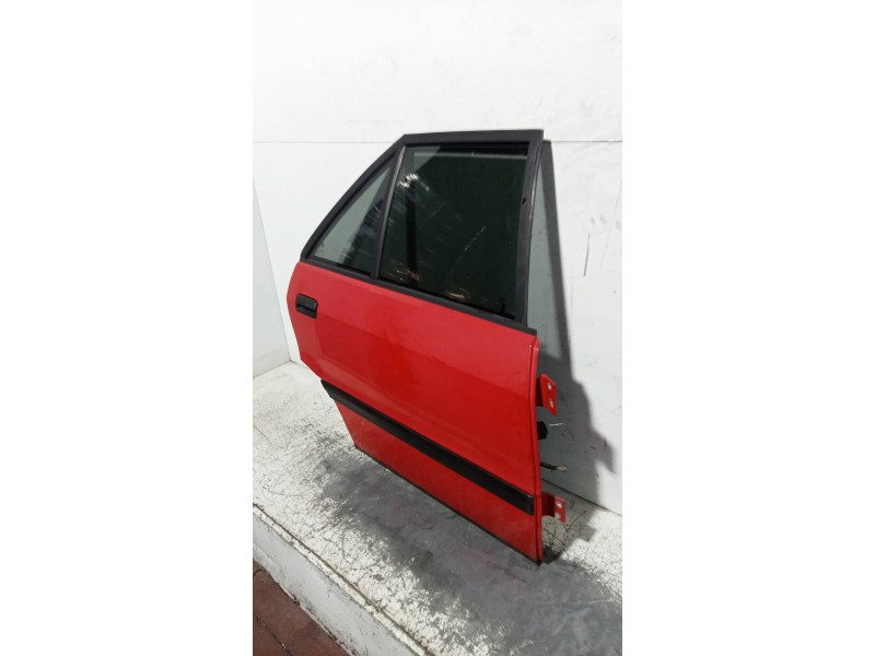 Recambio de puerta trasera derecha para lancia delta 1.4 cat referencia OEM IAM   5P