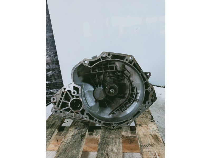 Recambio de caja cambios para opel astra h berlina elegance referencia OEM IAM F17 A12042 W374 5V