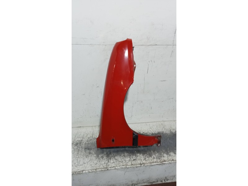 Recambio de aleta delantera derecha para lancia delta 1.4 cat referencia OEM IAM   