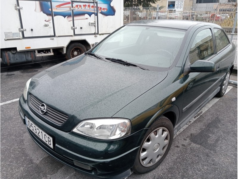 opel astra g berlina del año 1998