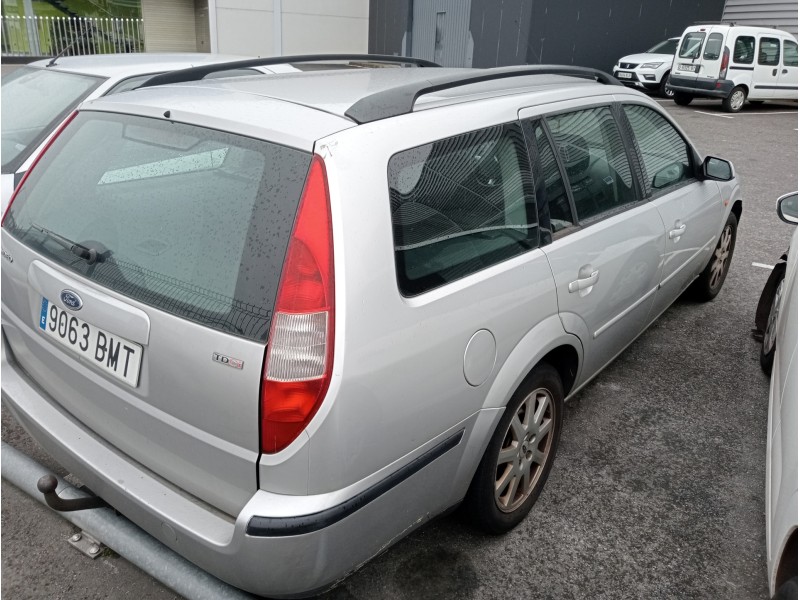 ford mondeo turnier (ge) del año 2001