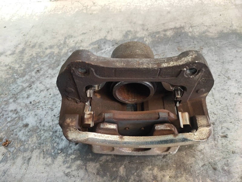 Recambio de pinza freno delantera derecha para opel insignia berlina cosmo referencia OEM IAM 13219199  