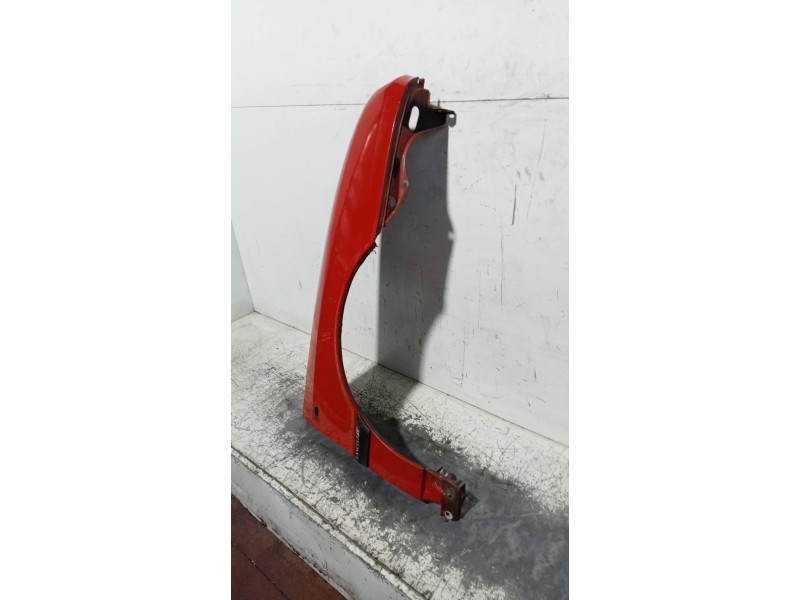 Recambio de aleta delantera derecha para lancia delta 1.4 cat referencia OEM IAM   