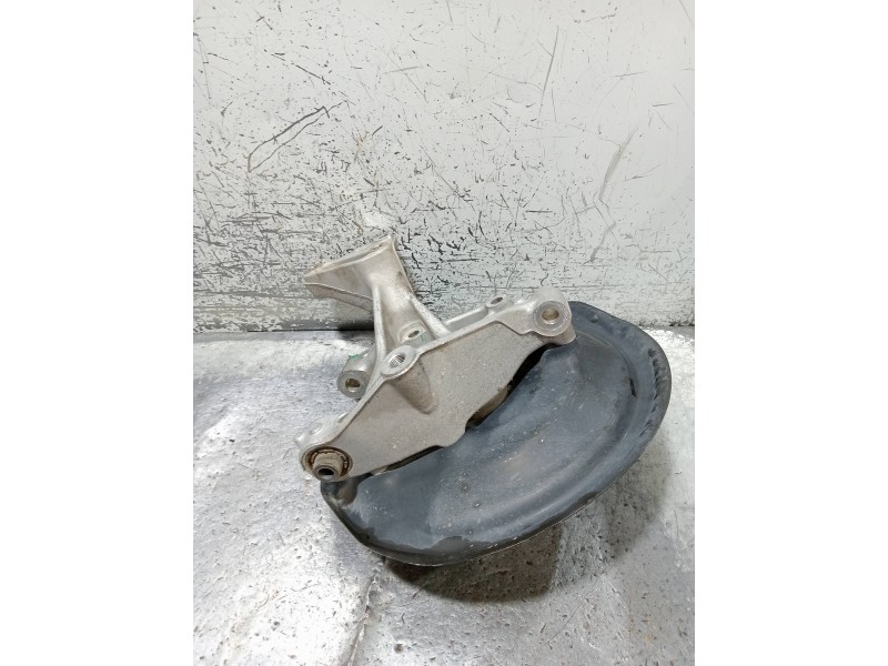 Recambio de mangueta trasera derecha para volkswagen scirocco (137) 2.0 tdi referencia OEM IAM   