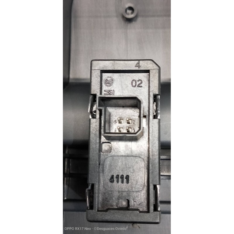 Recambio de mando elevalunas delantero derecho para opel astra h berlina elegance referencia OEM IAM 13183675 93162638 