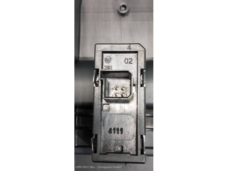 Recambio de mando elevalunas delantero derecho para opel astra h berlina elegance referencia OEM IAM 13183675 93162638 