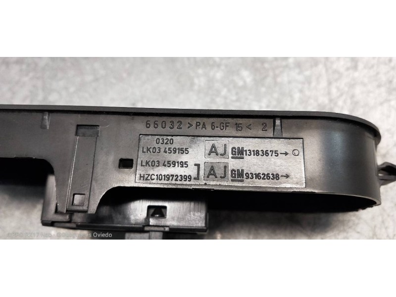 Recambio de mando elevalunas delantero derecho para opel astra h berlina elegance referencia OEM IAM 13183675 93162638 