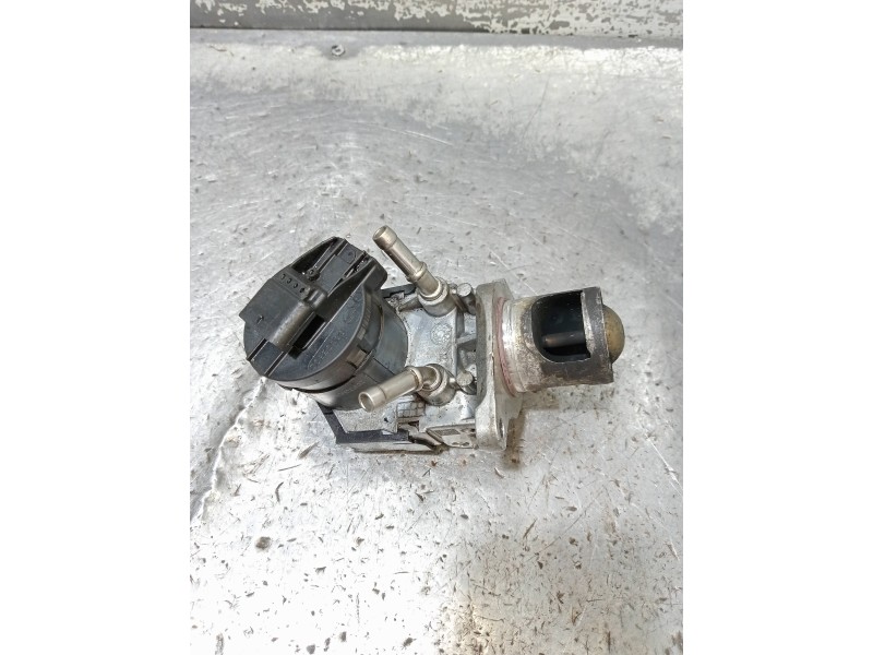 Recambio de valvula egr para bmw serie 3 touring (e91) 318d referencia OEM IAM   
