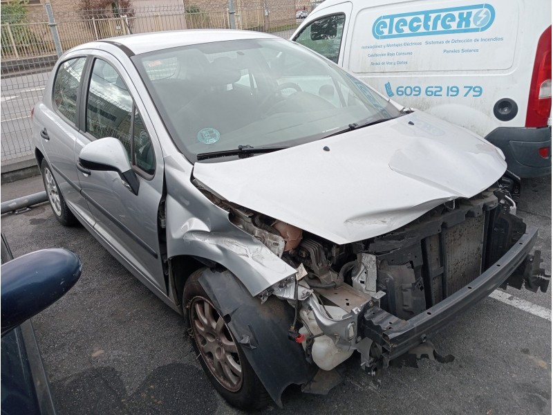 peugeot 207 del año 2007
