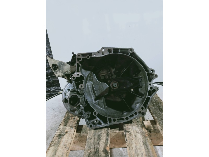 Recambio de caja cambios para peugeot 207 premium referencia OEM IAM 20DP26 0619798 B 5V