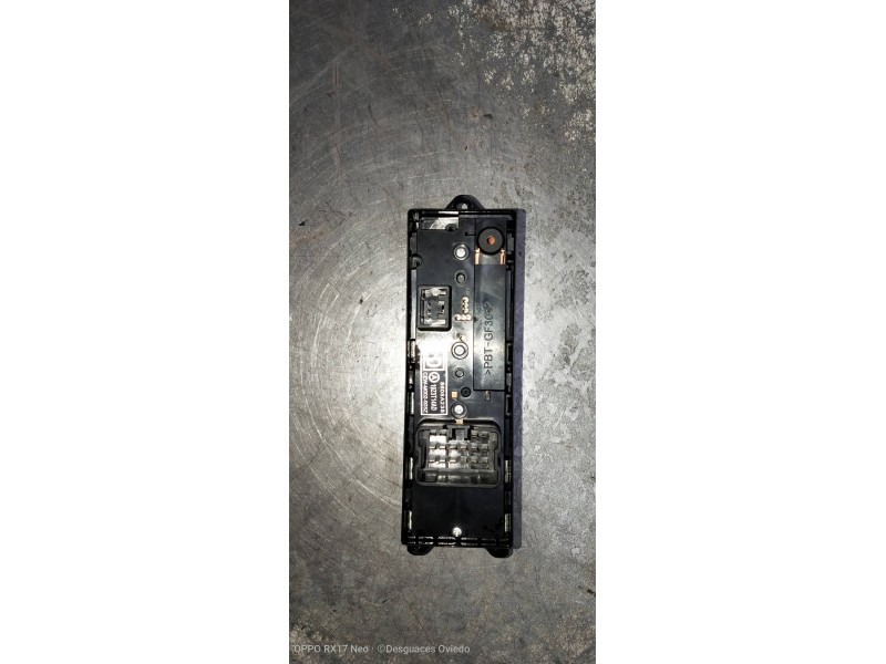 Recambio de mando elevalunas delantero izquierdo para mitsubishi outlander (gf0) motion 4wd referencia OEM IAM 8608A238  