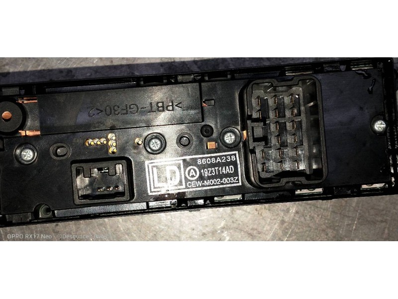 Recambio de mando elevalunas delantero izquierdo para mitsubishi outlander (gf0) motion 4wd referencia OEM IAM 8608A238  