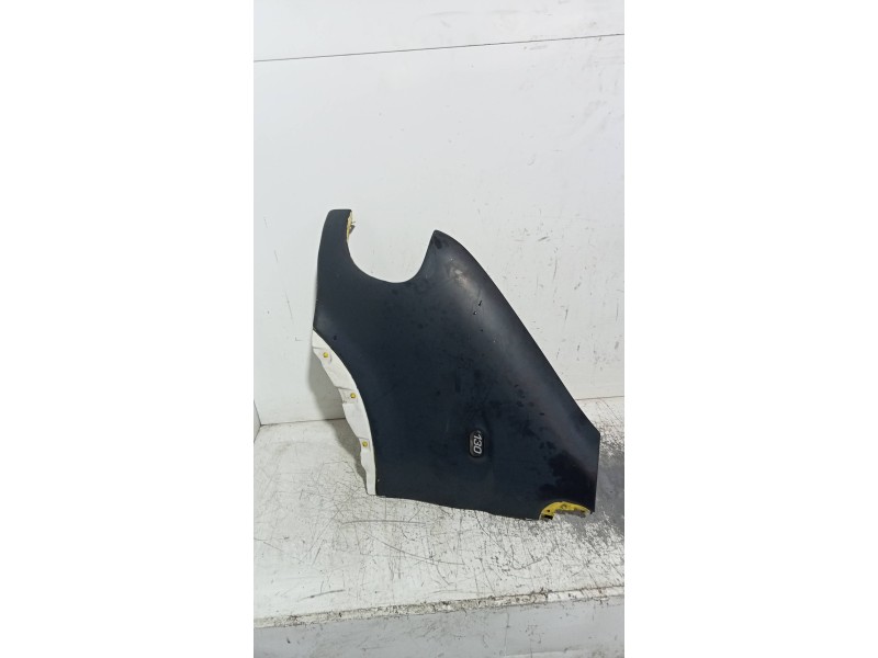 Recambio de aleta delantera izquierda para renault mascott 2.8 diesel referencia OEM IAM   