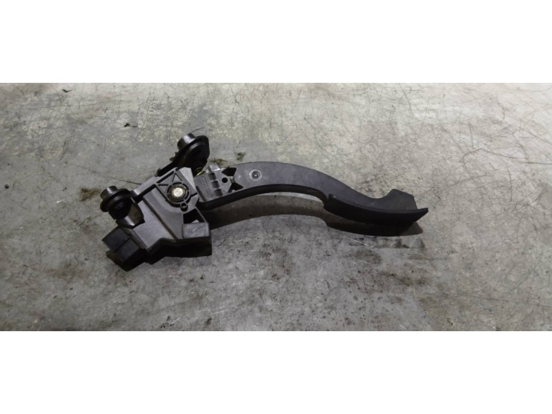 Recambio de potenciometro pedal para mitsubishi outlander (gf0) motion 4wd referencia OEM IAM 1600A116  