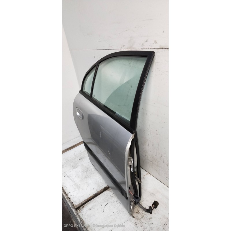 Recambio de puerta trasera derecha para mitsubishi carisma berlina 5 (da0) 1900 di-d elegance referencia OEM IAM   